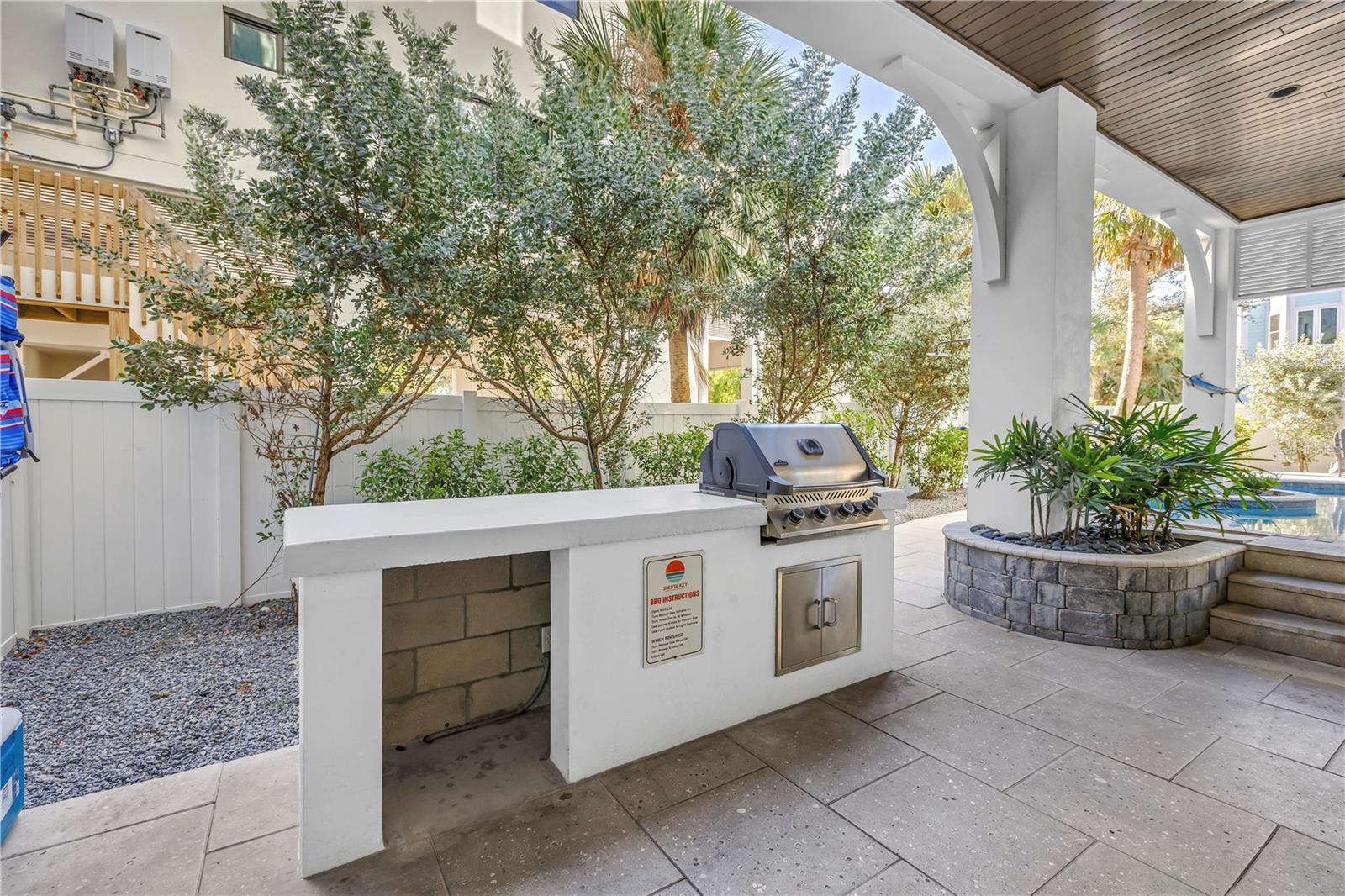 Listing photo id 86 for 316 Beach Road