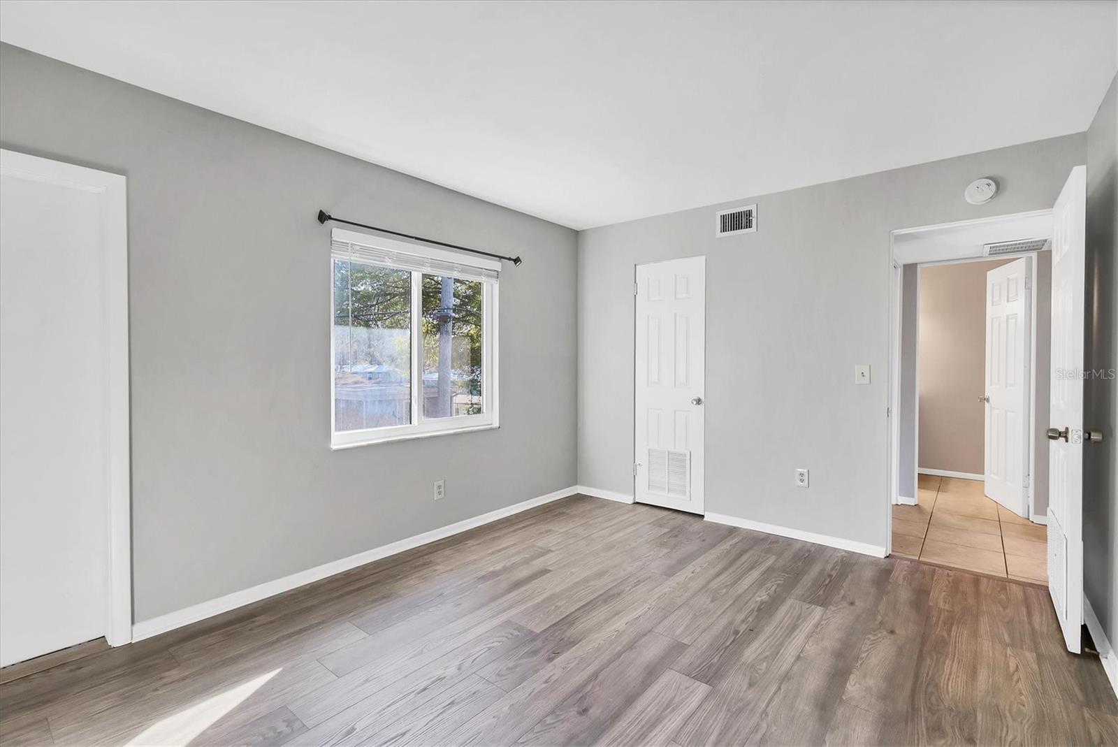 Image 18 of 44 For 2304 Ringling Boulevard 207