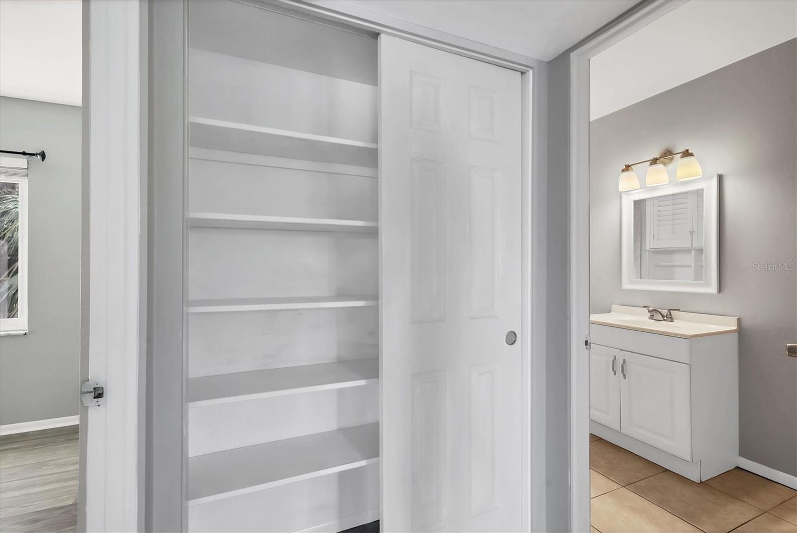 Image 19 of 44 For 2304 Ringling Boulevard 207