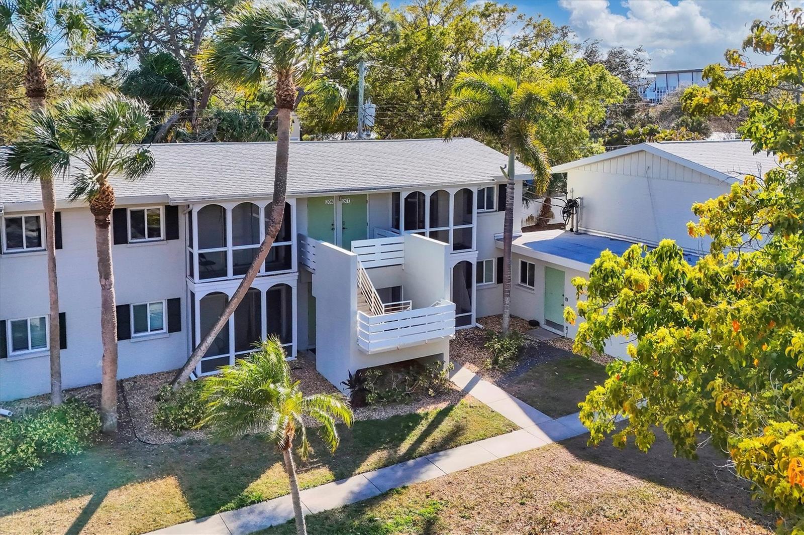 Image 40 of 44 For 2304 Ringling Boulevard 207