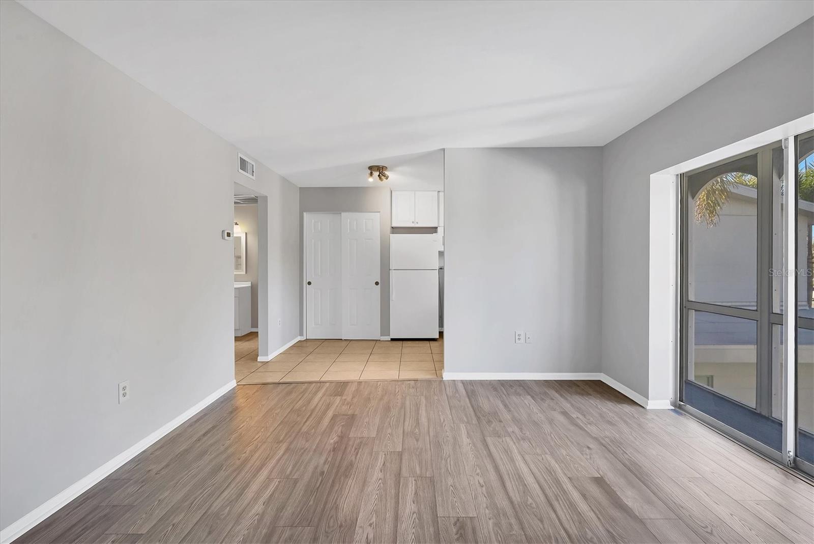 Image 8 of 44 For 2304 Ringling Boulevard 207