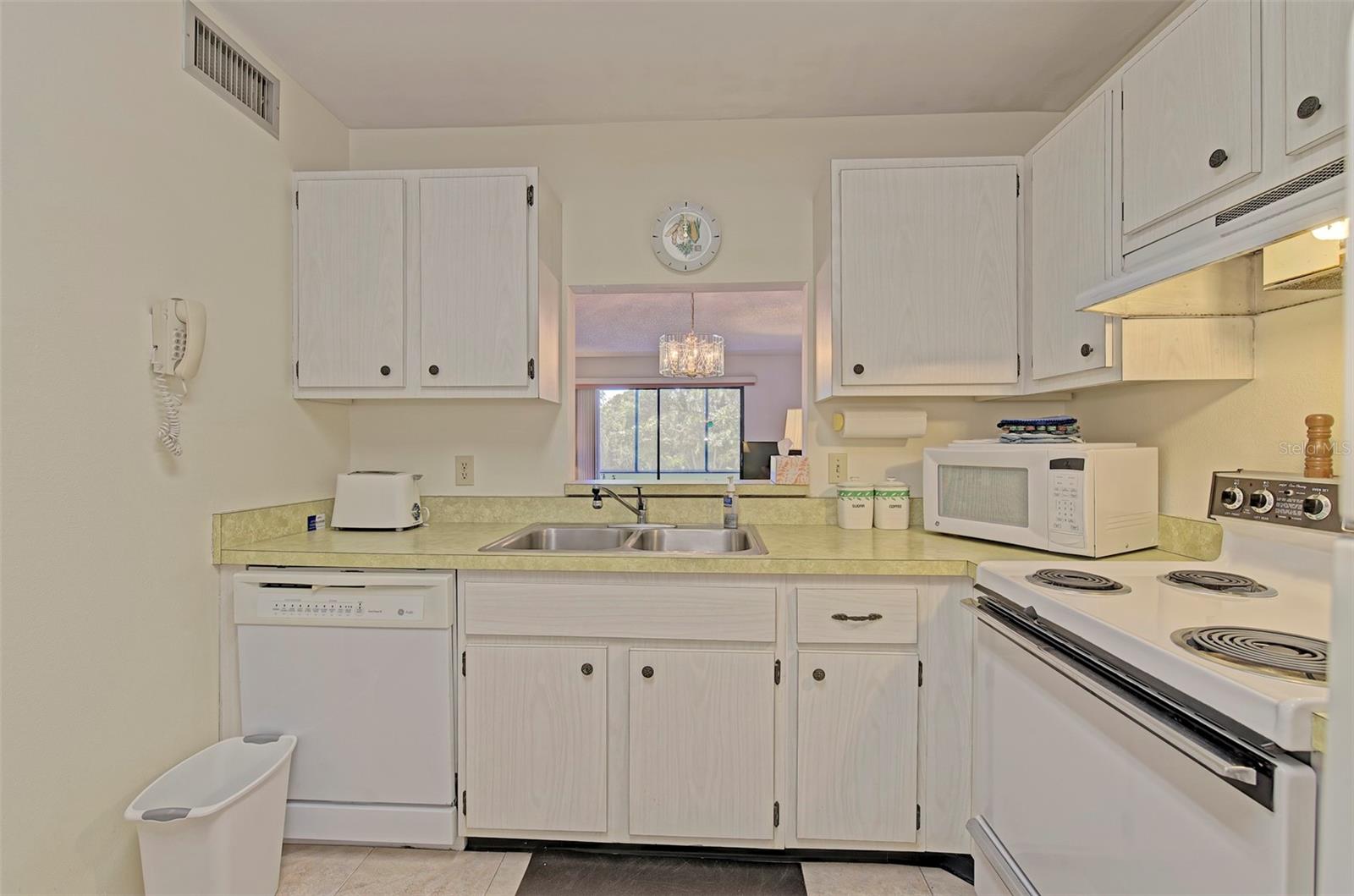 Image 11 of 31 For 144 Pinehurst Drive 144