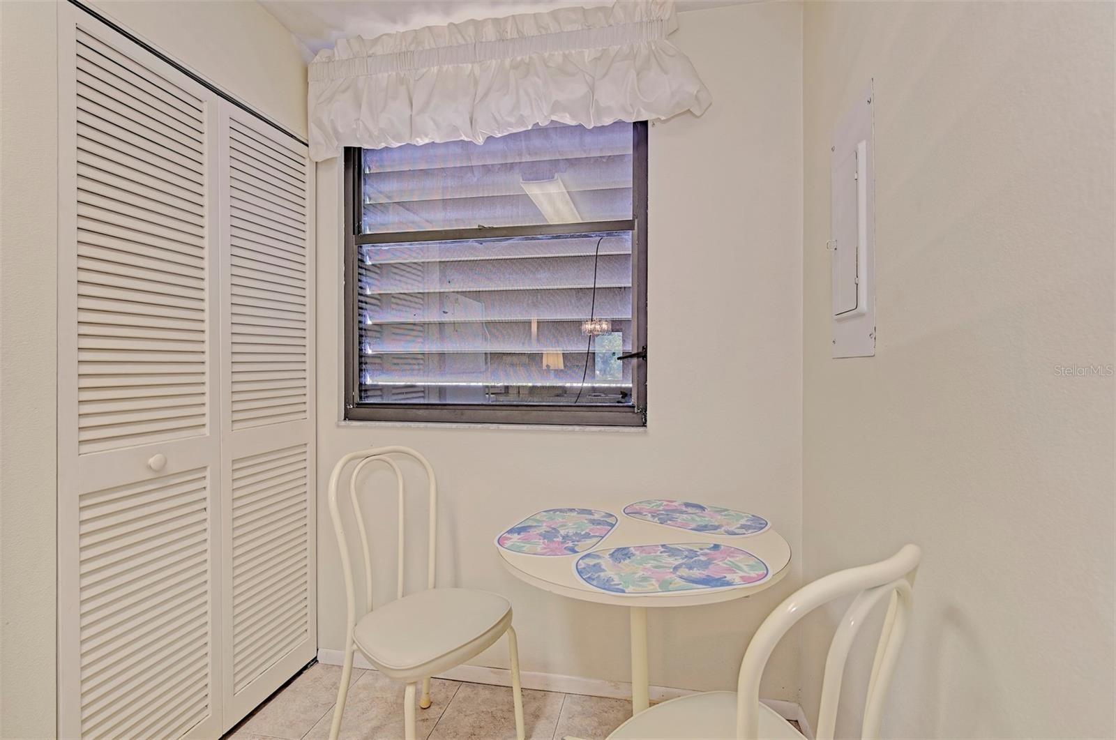 Image 9 of 31 For 144 Pinehurst Drive 144