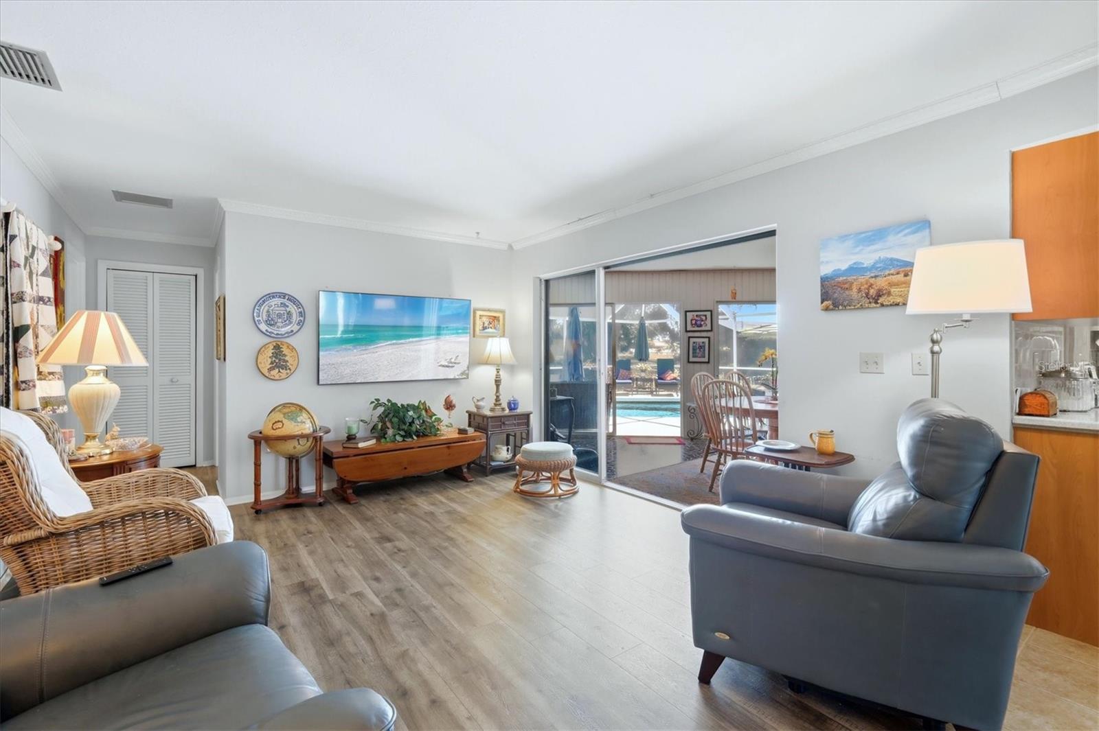 Image 12 of 54 For 7409 Bounty Drive