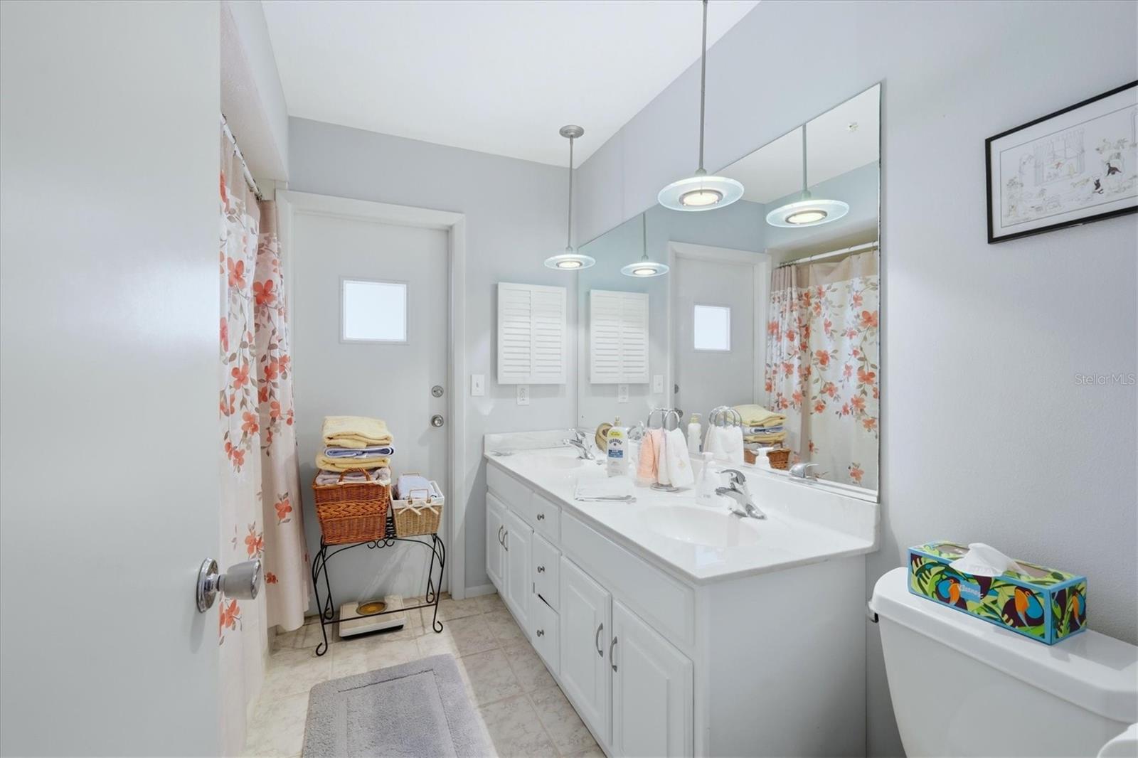 Image 17 of 54 For 7409 Bounty Drive