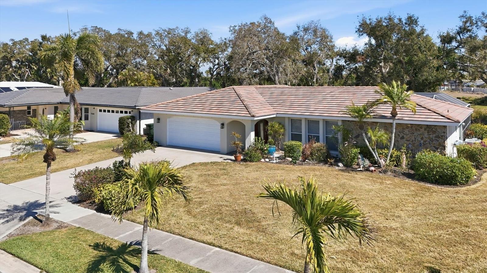 Image 32 of 54 For 7409 Bounty Drive