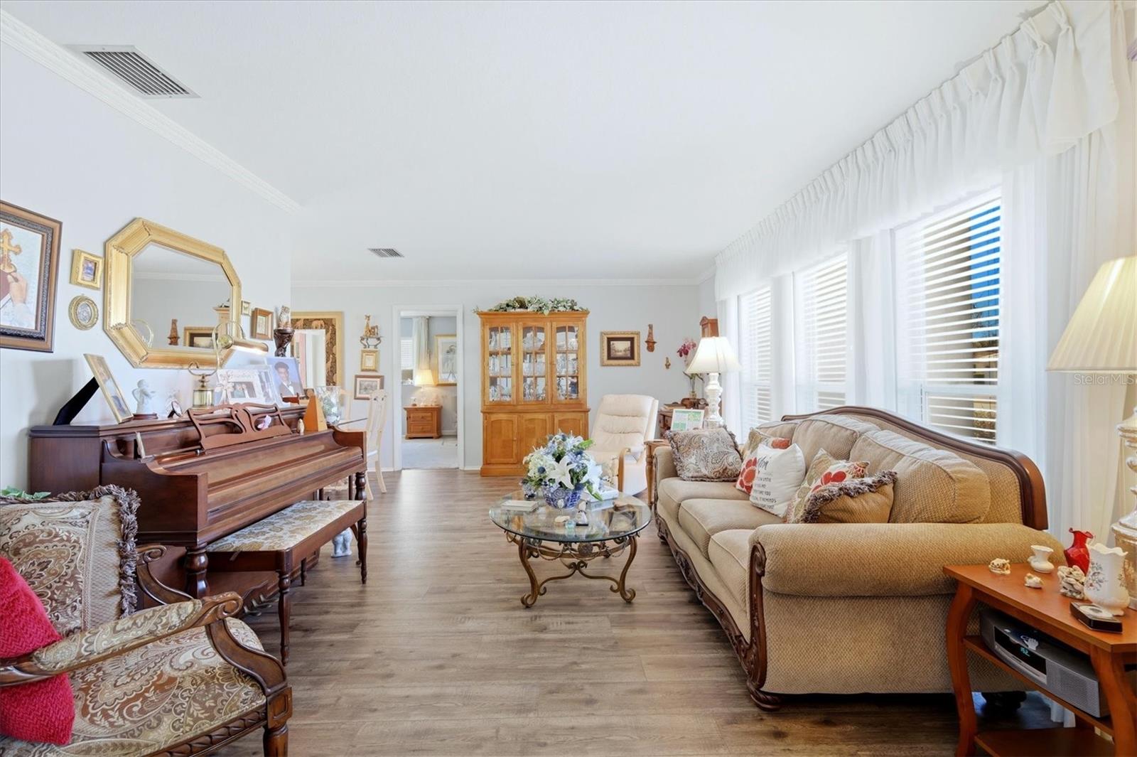 Image 4 of 54 For 7409 Bounty Drive