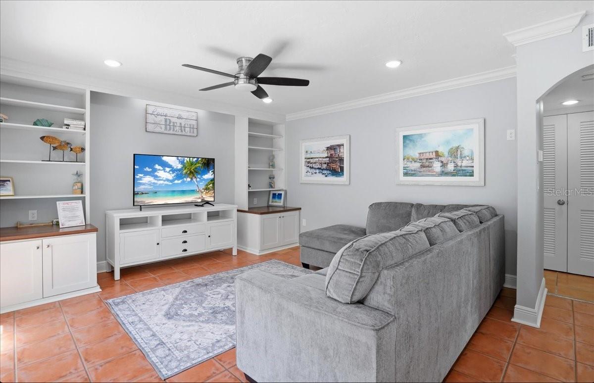 Image 10 of 54 For 1325 Gulf Drive N 125