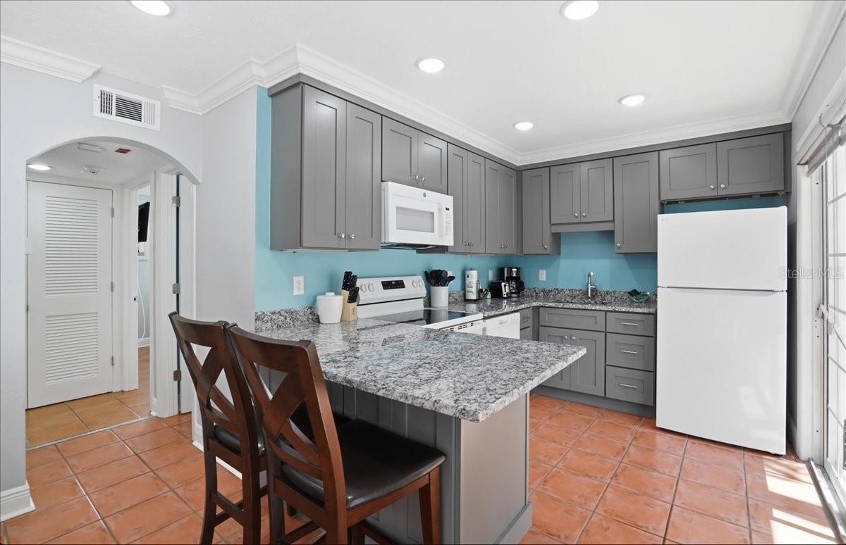 Image 17 of 54 For 1325 Gulf Drive N 125