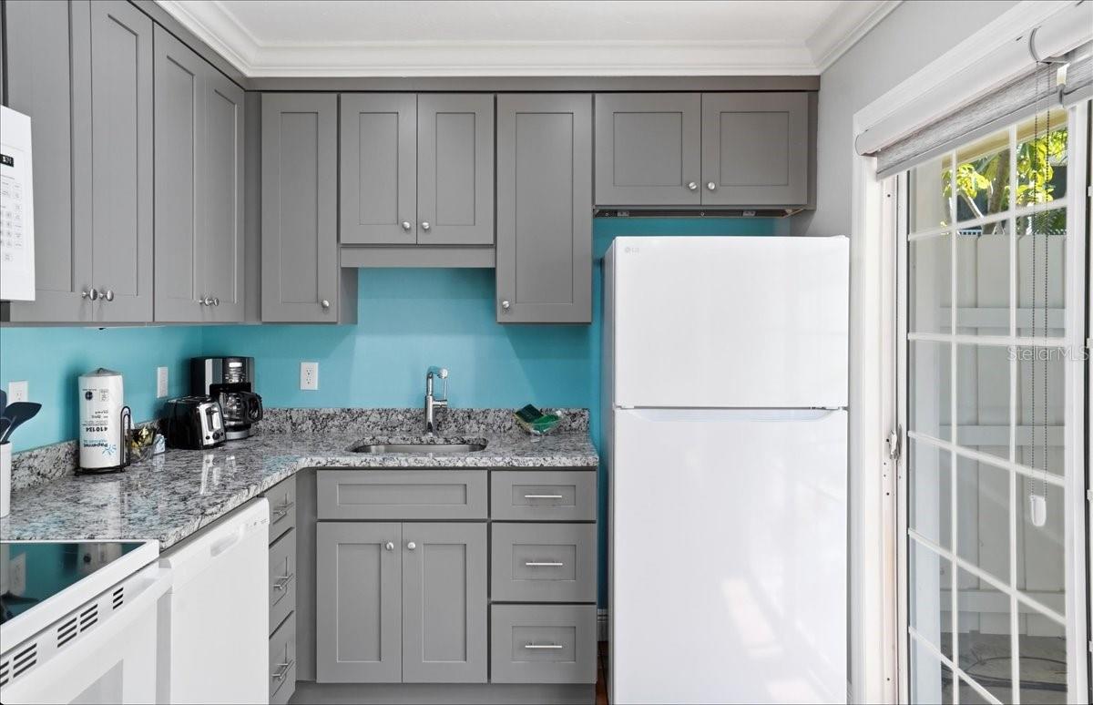 Image 20 of 54 For 1325 Gulf Drive N 125