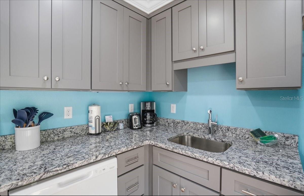 Image 23 of 54 For 1325 Gulf Drive N 125