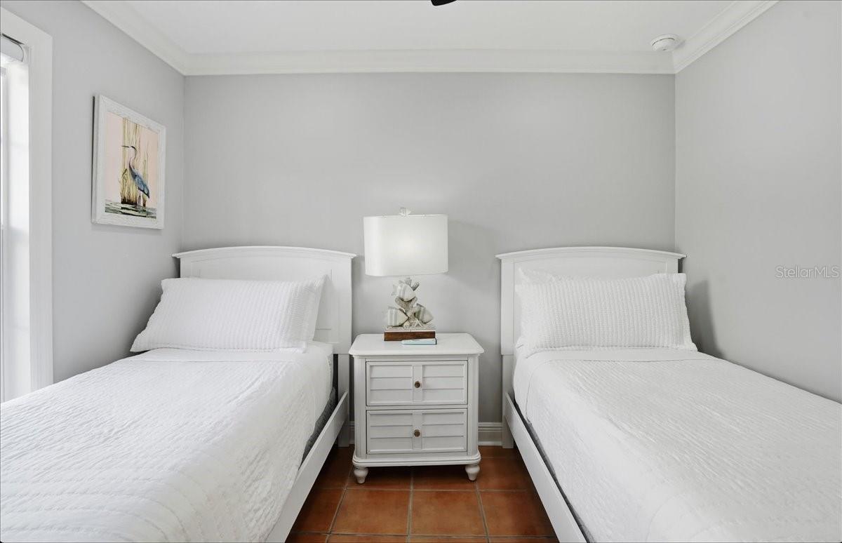 Image 30 of 54 For 1325 Gulf Drive N 125