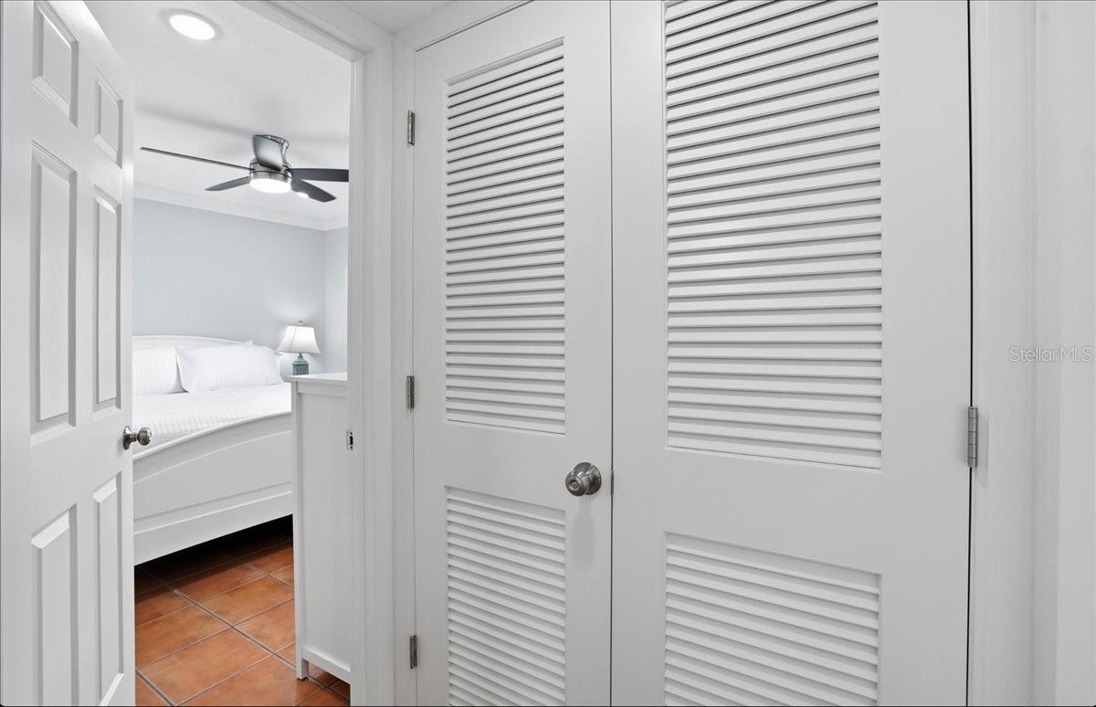 Image 33 of 54 For 1325 Gulf Drive N 125