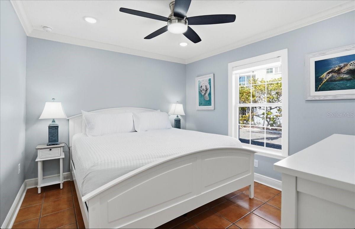 Image 35 of 54 For 1325 Gulf Drive N 125