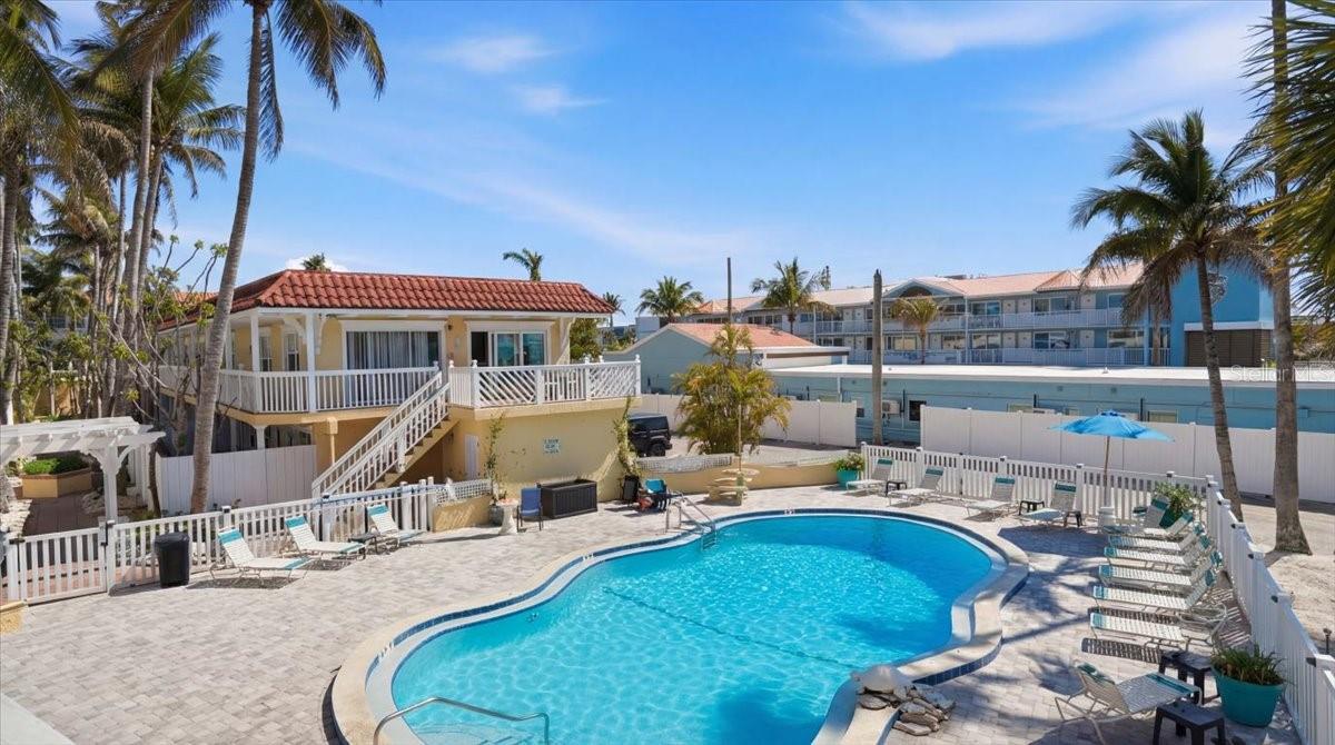 Image 44 of 54 For 1325 Gulf Drive N 125