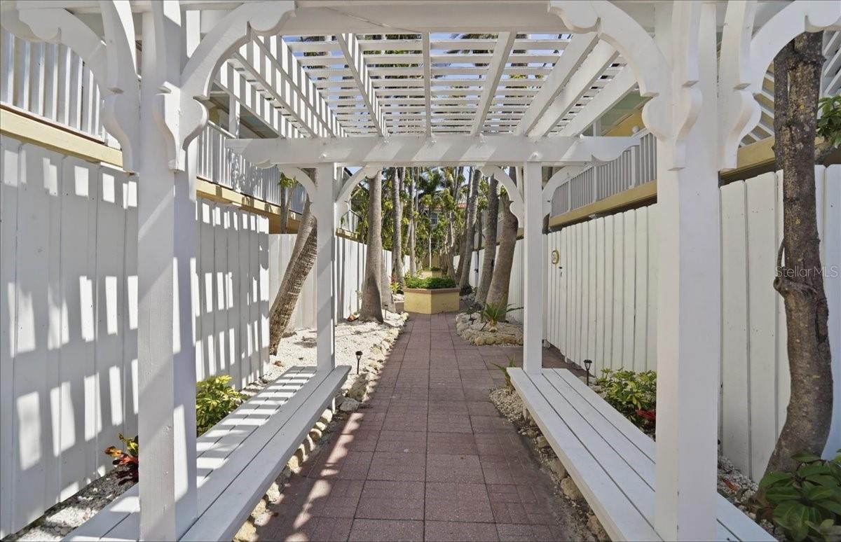 Image 6 of 54 For 1325 Gulf Drive N 125