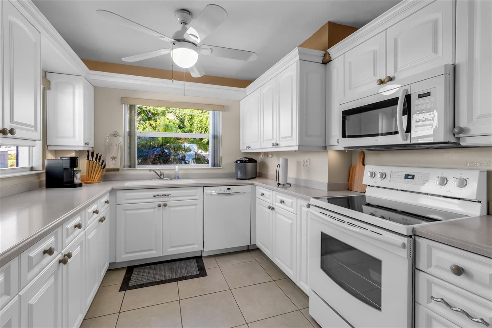 Image 12 of 32 For 4704 Independence Drive 4704