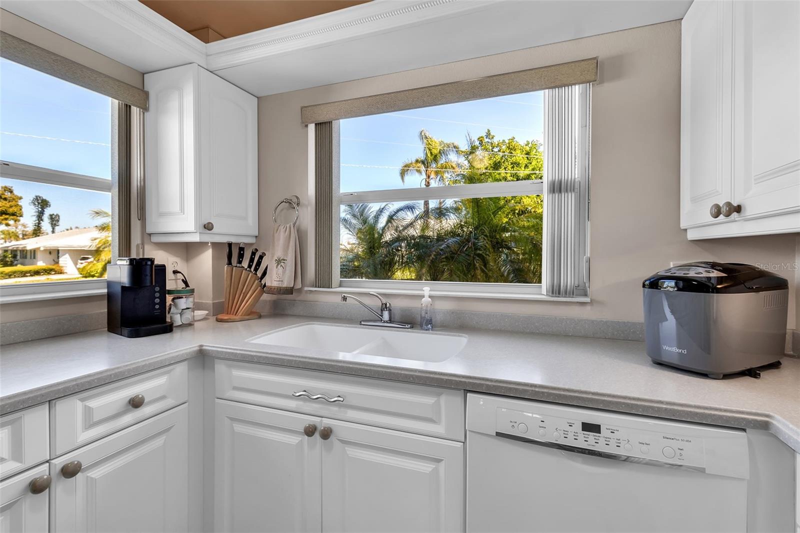 Image 13 of 32 For 4704 Independence Drive 4704