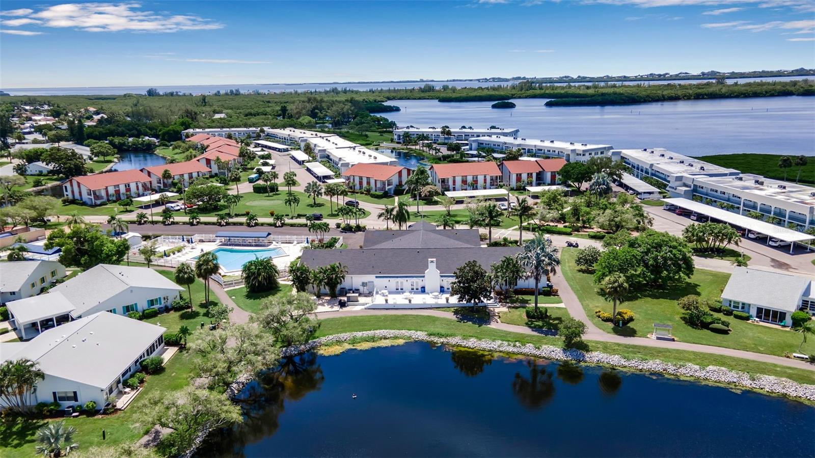 Image 27 of 32 For 4704 Independence Drive 4704