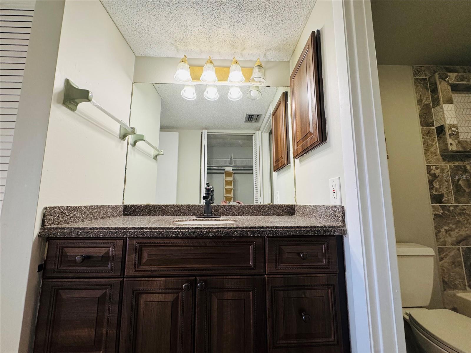 Image 17 of 28 For 4119 61st Avenue Terrace W 102