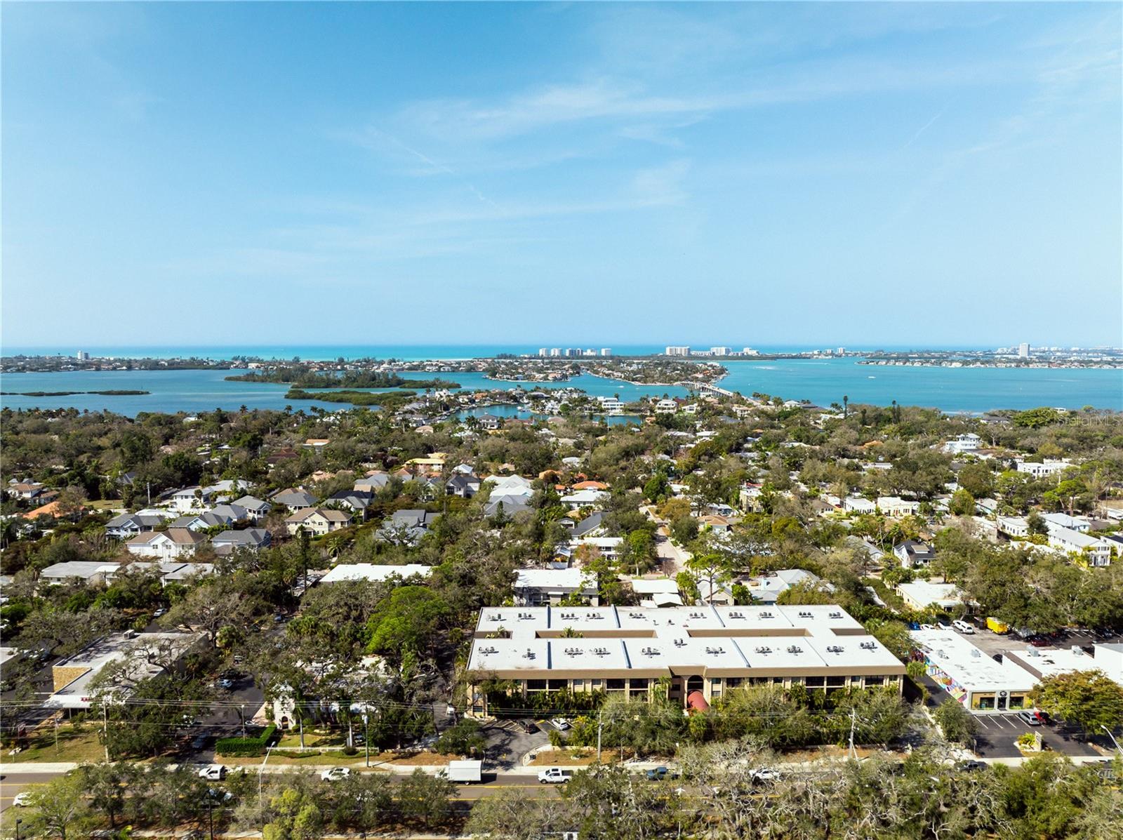 Listing photo id 8 for 3700 Osprey Avenue 118