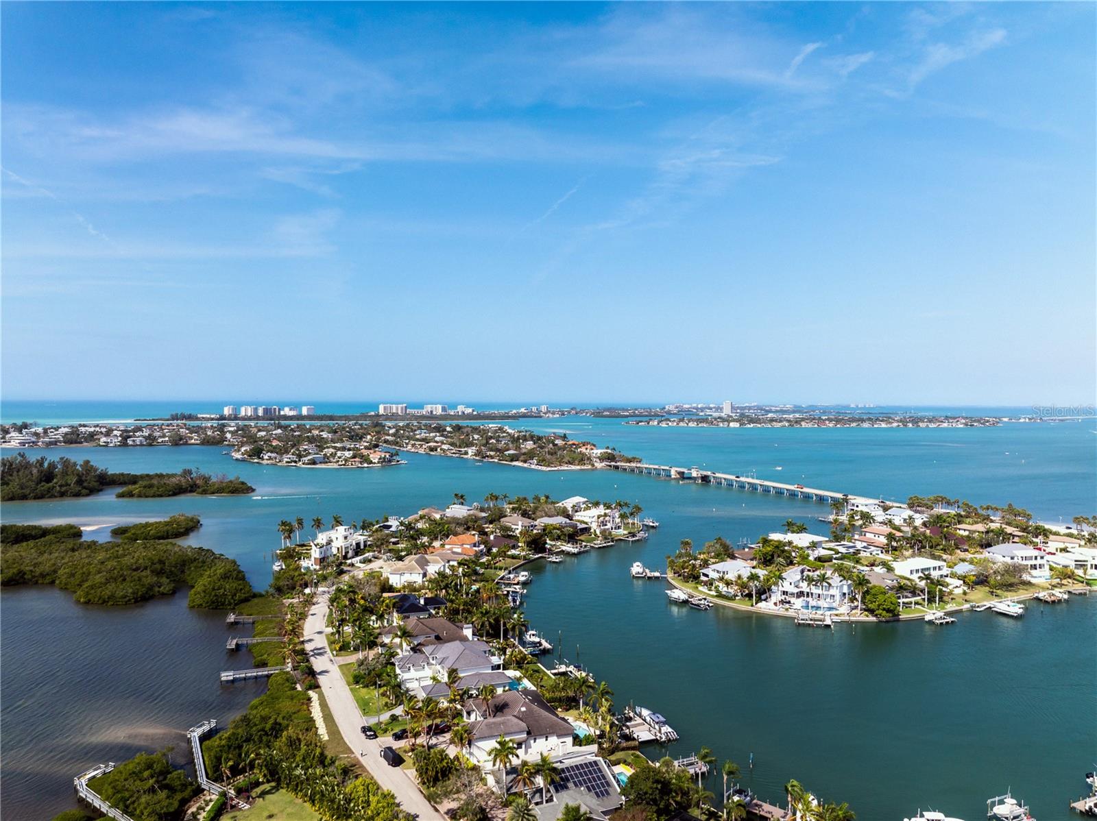 Listing photo id 11 for 3700 Osprey Avenue 118