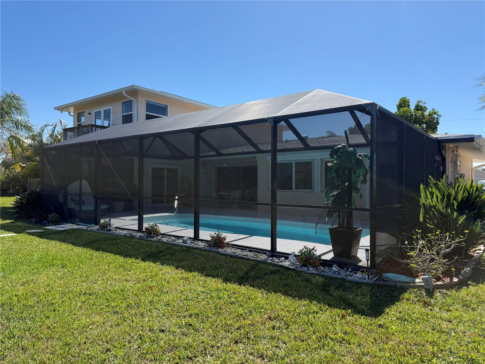 Image 13 of 49 For 490 Creek Lane Drive