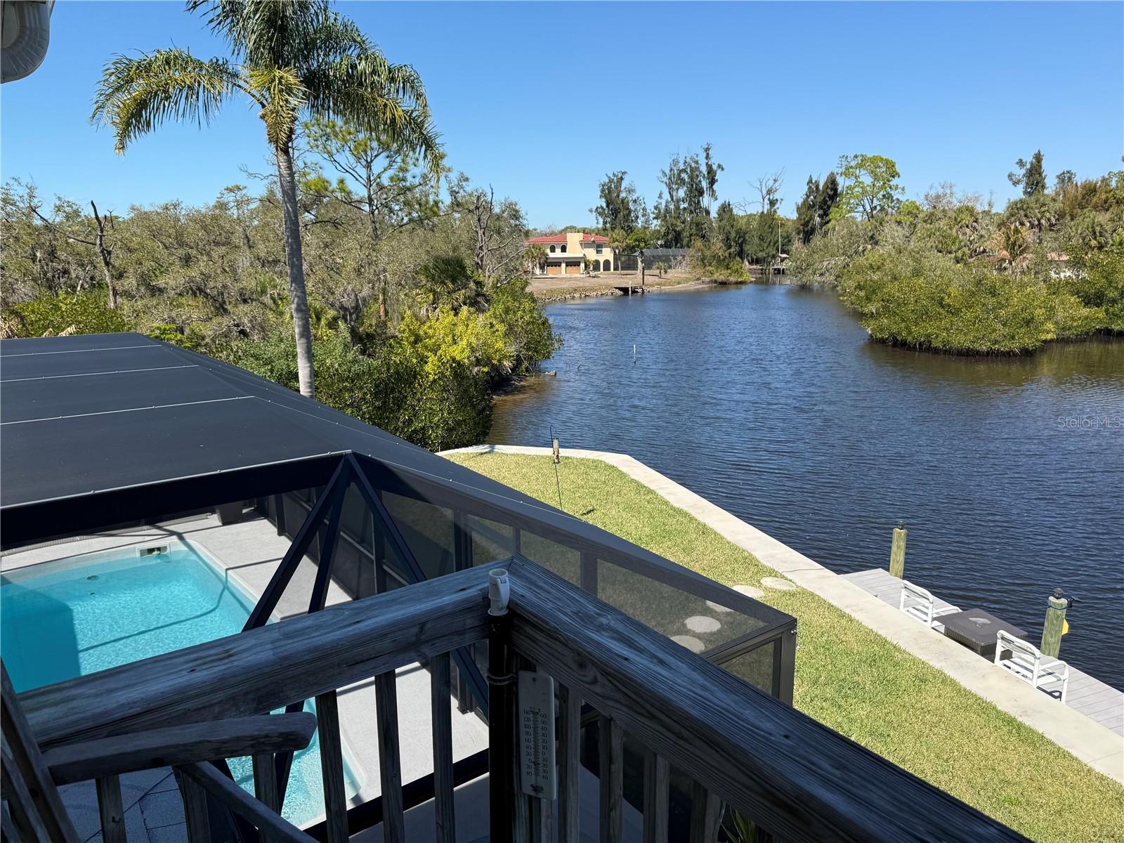 Image 33 of 49 For 490 Creek Lane Drive