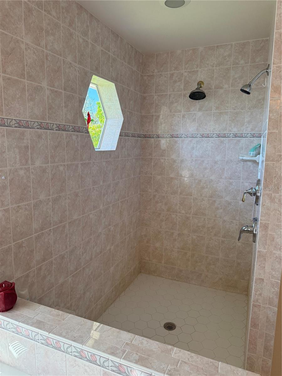 Image 40 of 49 For 490 Creek Lane Drive