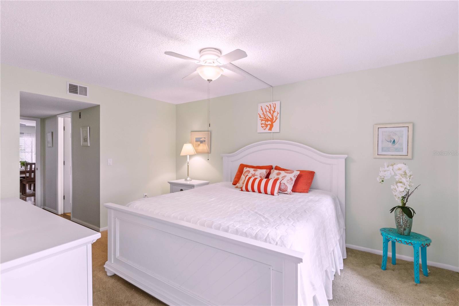 Image 11 of 30 For 635 30th Avenue W F109