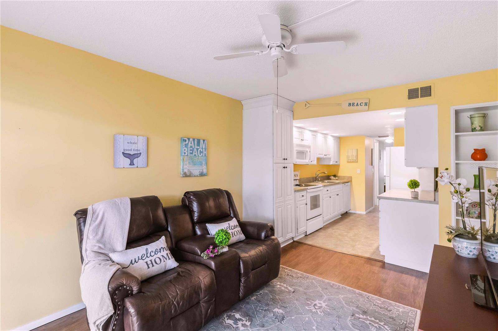 Image 16 of 30 For 635 30th Avenue W F109