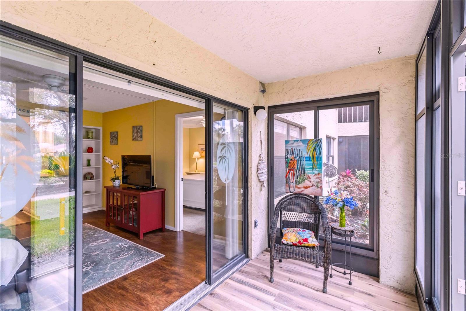 Image 19 of 30 For 635 30th Avenue W F109