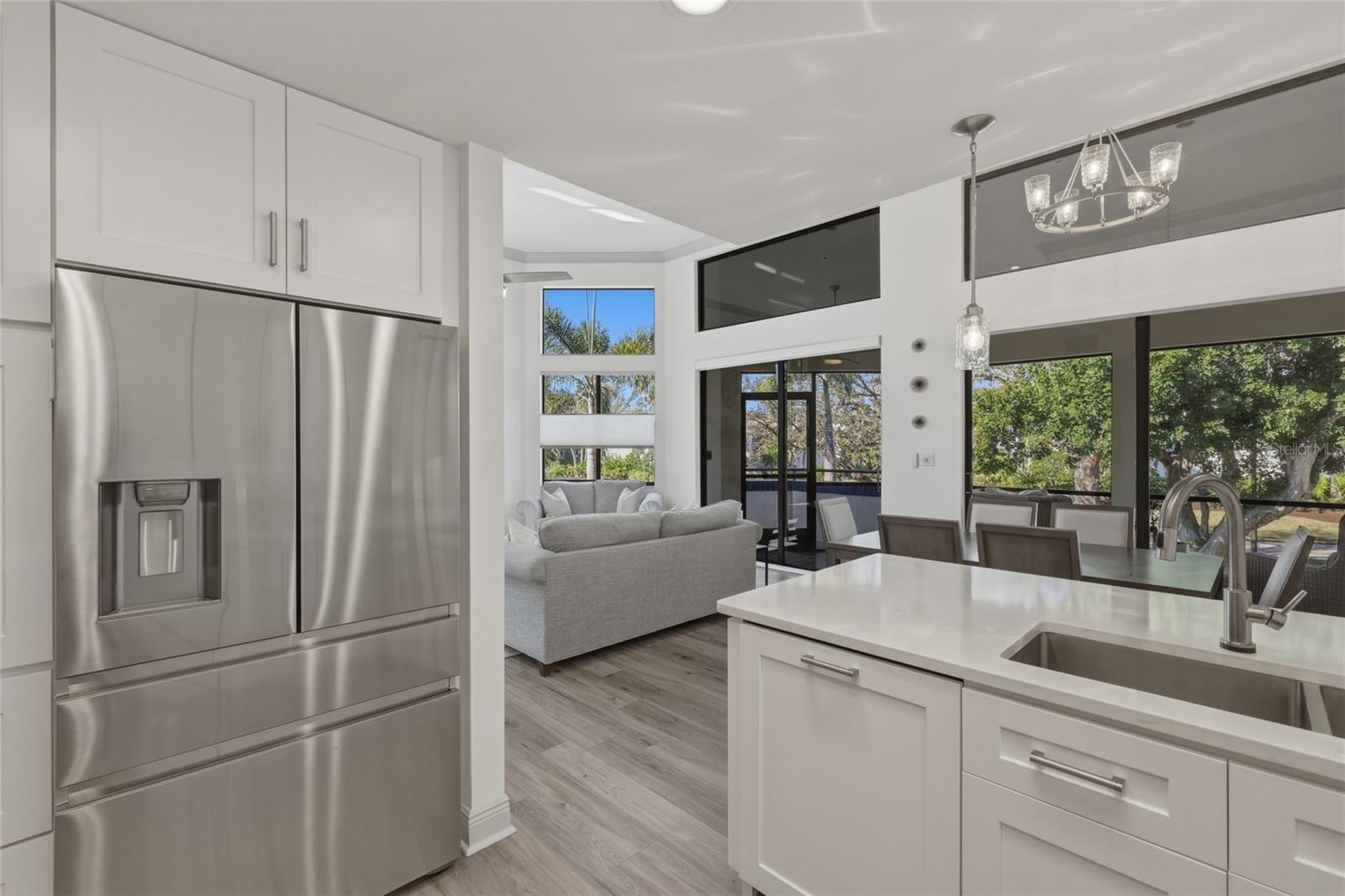 Image 16 of 88 For 1912 Harbourside Drive 604