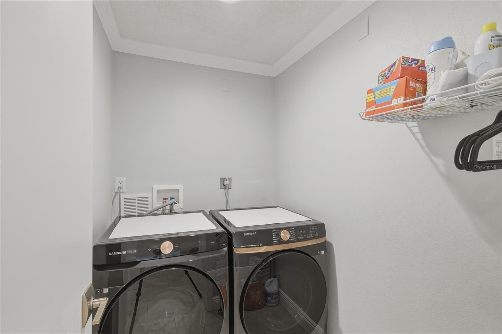 Image 30 of 88 For 1912 Harbourside Drive 604