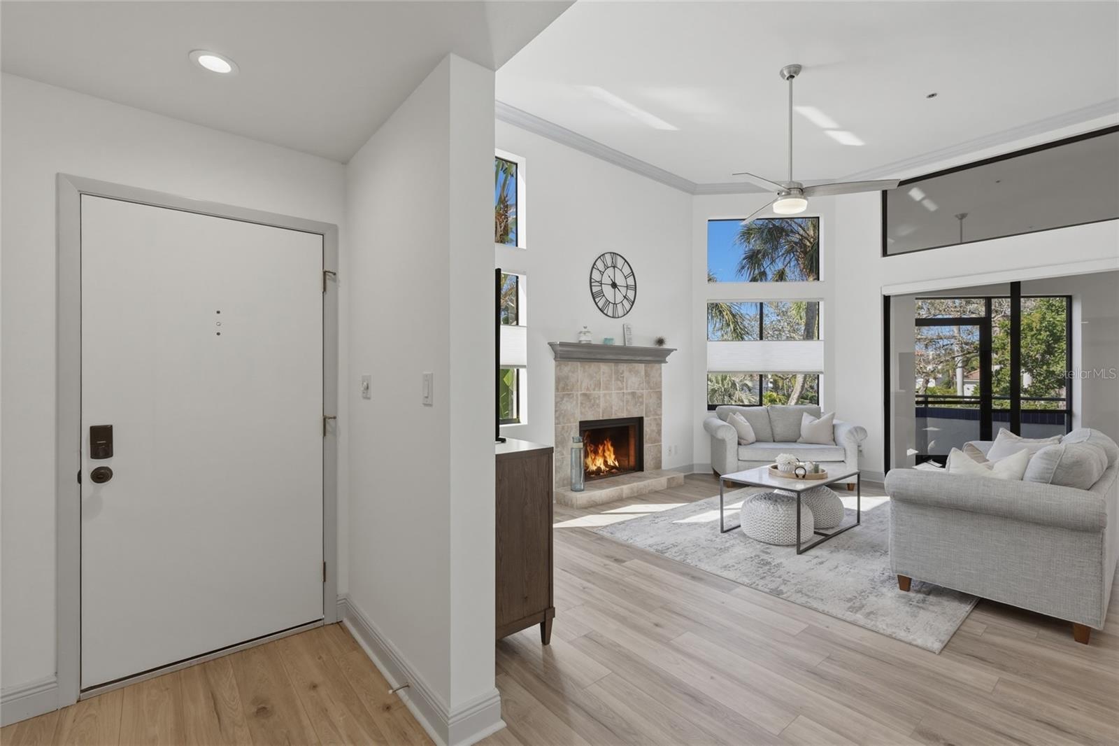 Image 4 of 88 For 1912 Harbourside Drive 604