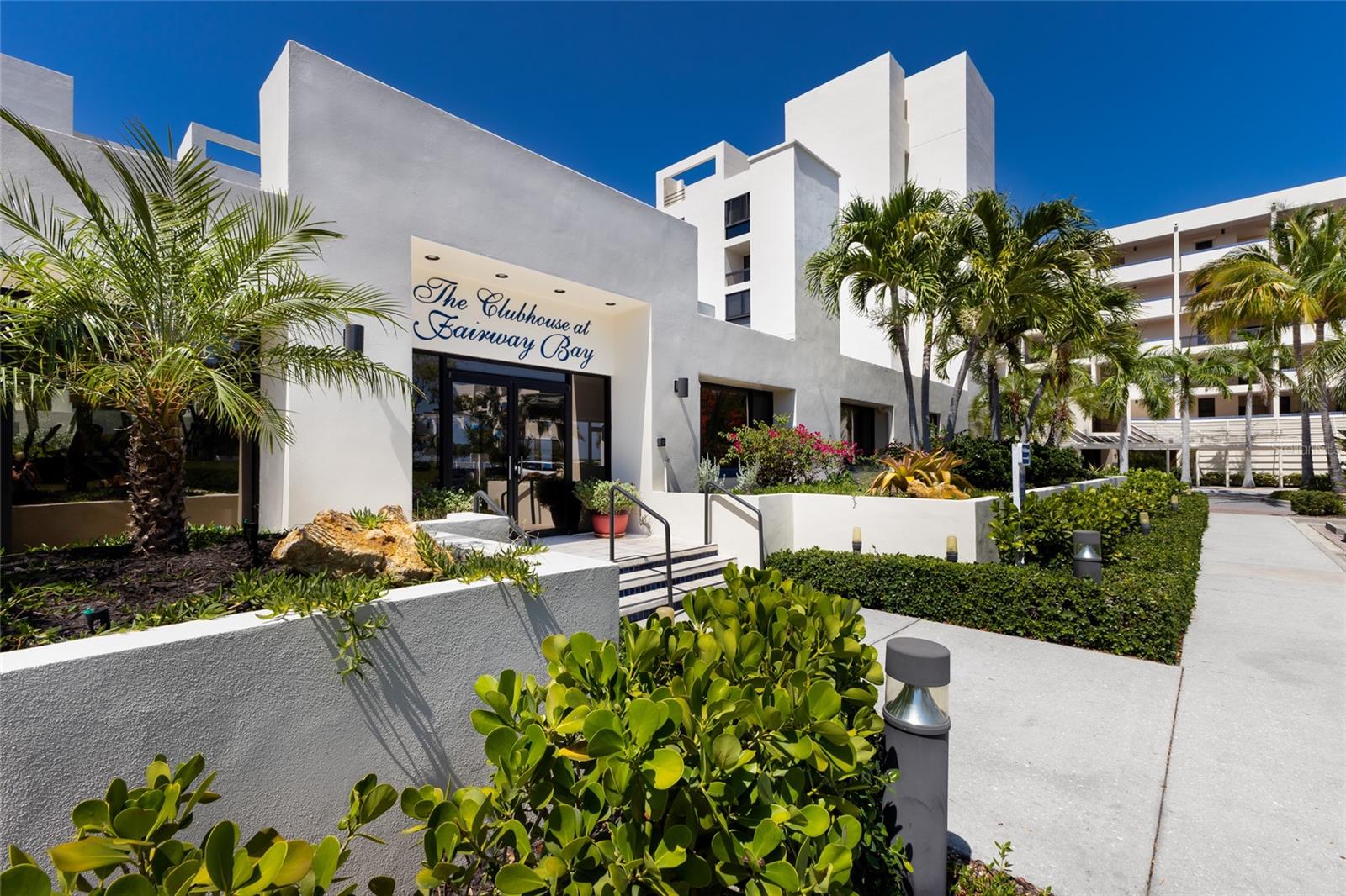 Image 46 of 88 For 1912 Harbourside Drive 604