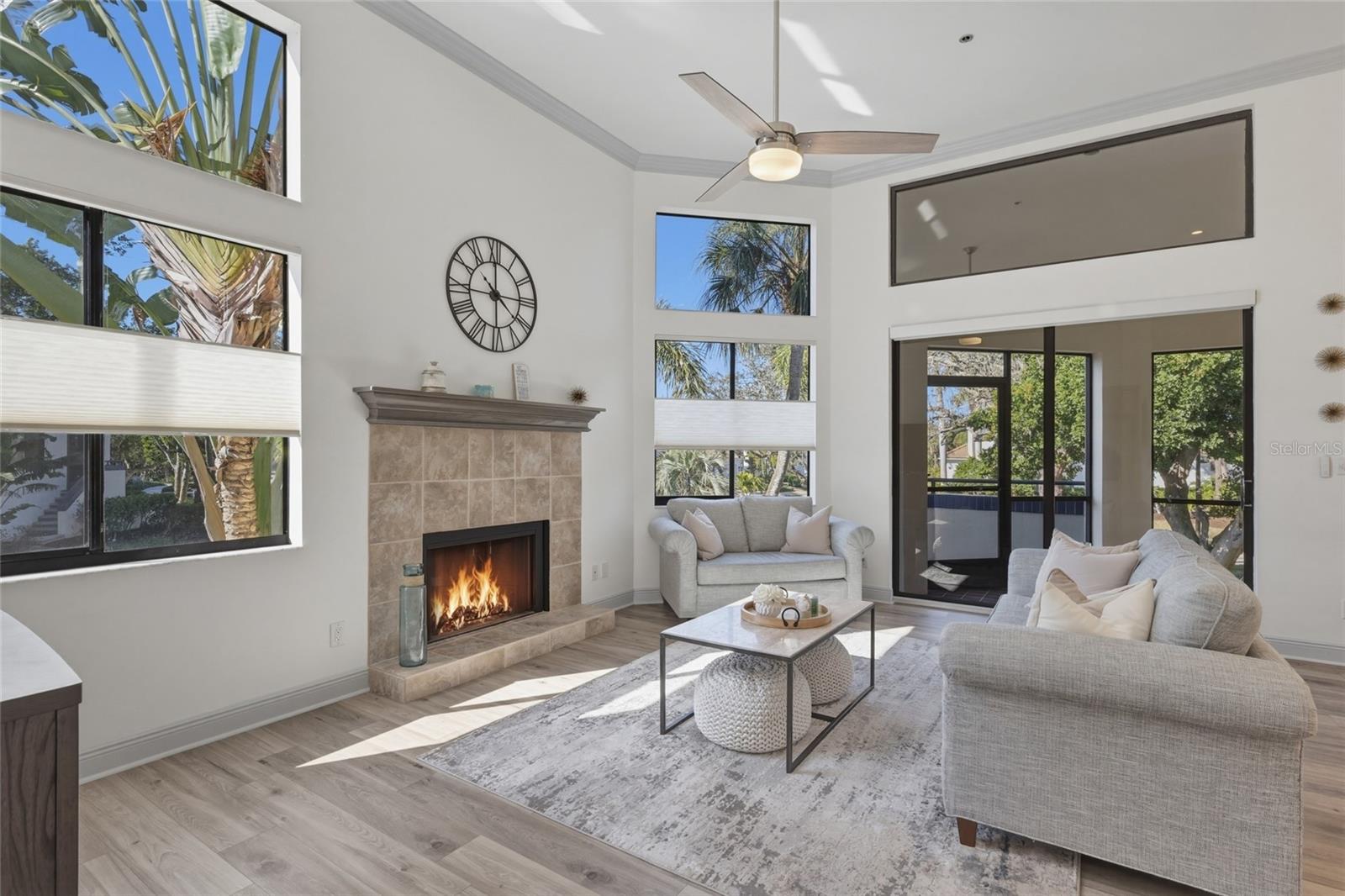 Image 5 of 88 For 1912 Harbourside Drive 604