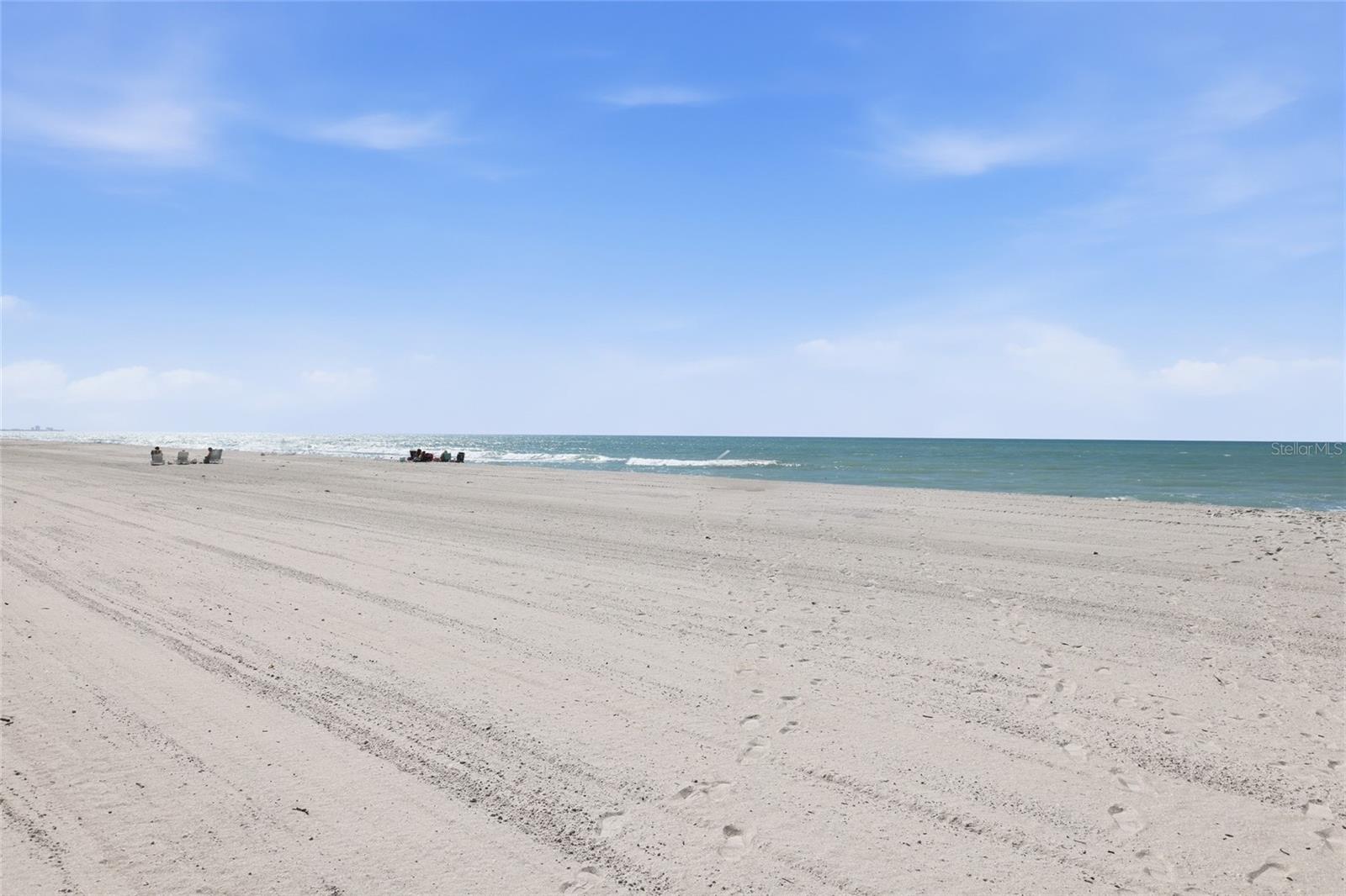 Image 69 of 88 For 1912 Harbourside Drive 604