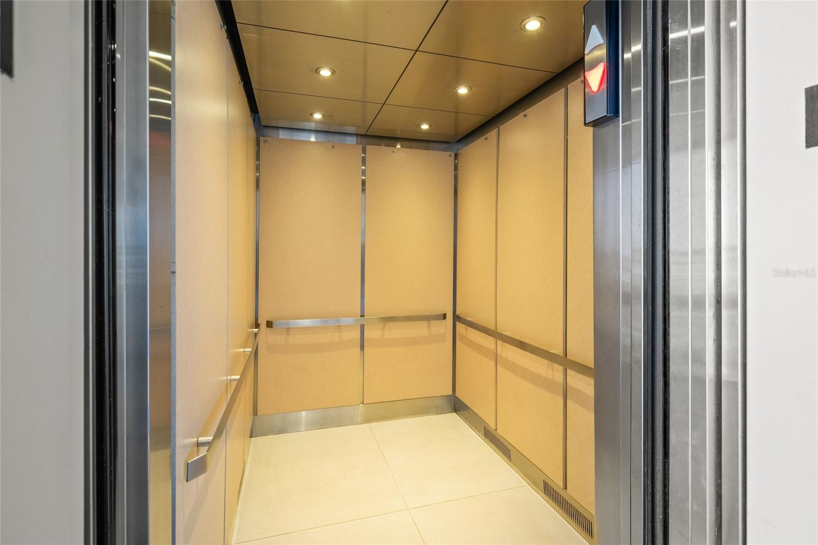 Image 43 of 83 For 420 Beach Road 606