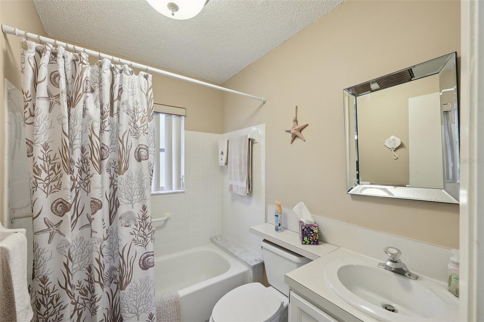 Image 22 of 42 For 3404 38th Street W