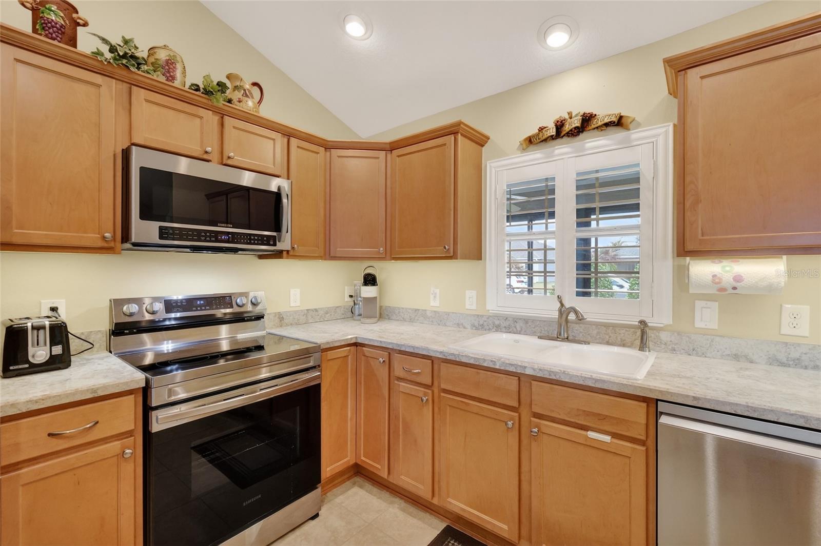 Image 8 of 27 For 3559 Wyngate Place