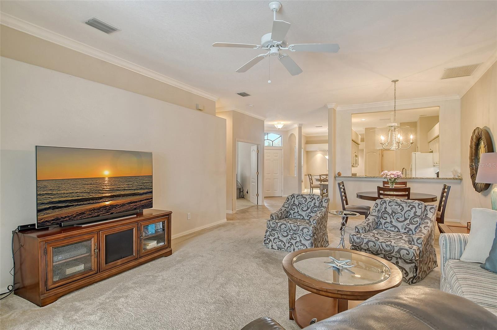 Image 11 of 50 For 9411 Forest Hills Circle