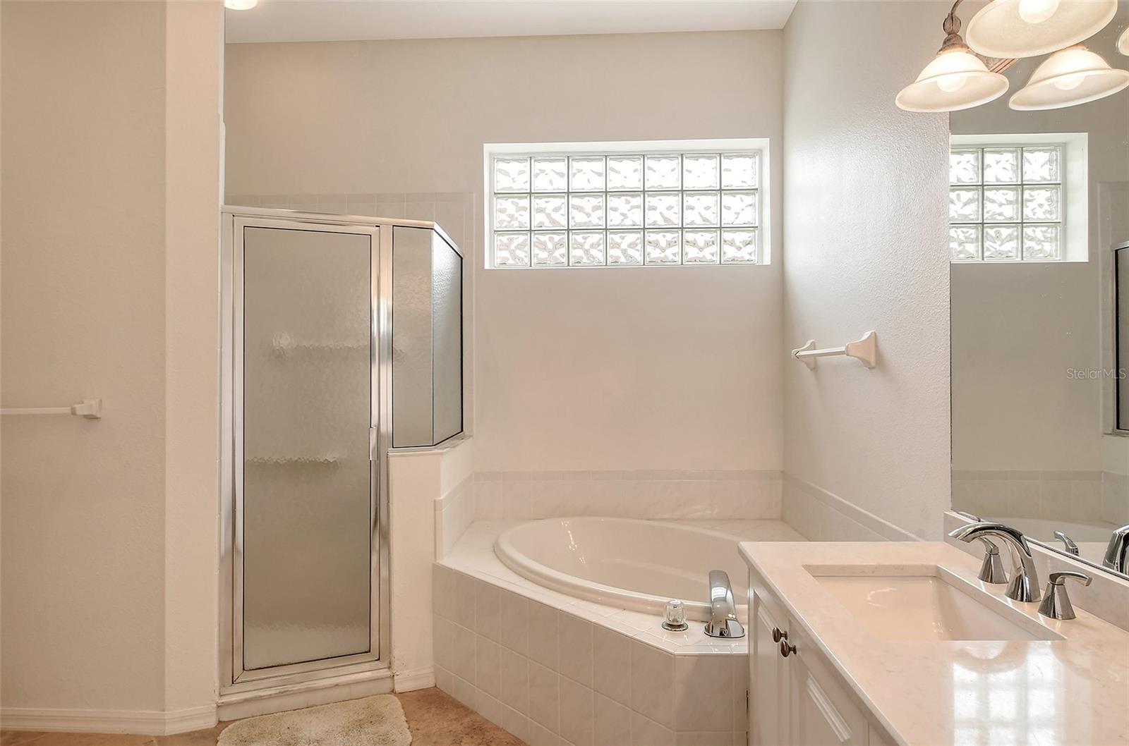 Image 21 of 50 For 9411 Forest Hills Circle