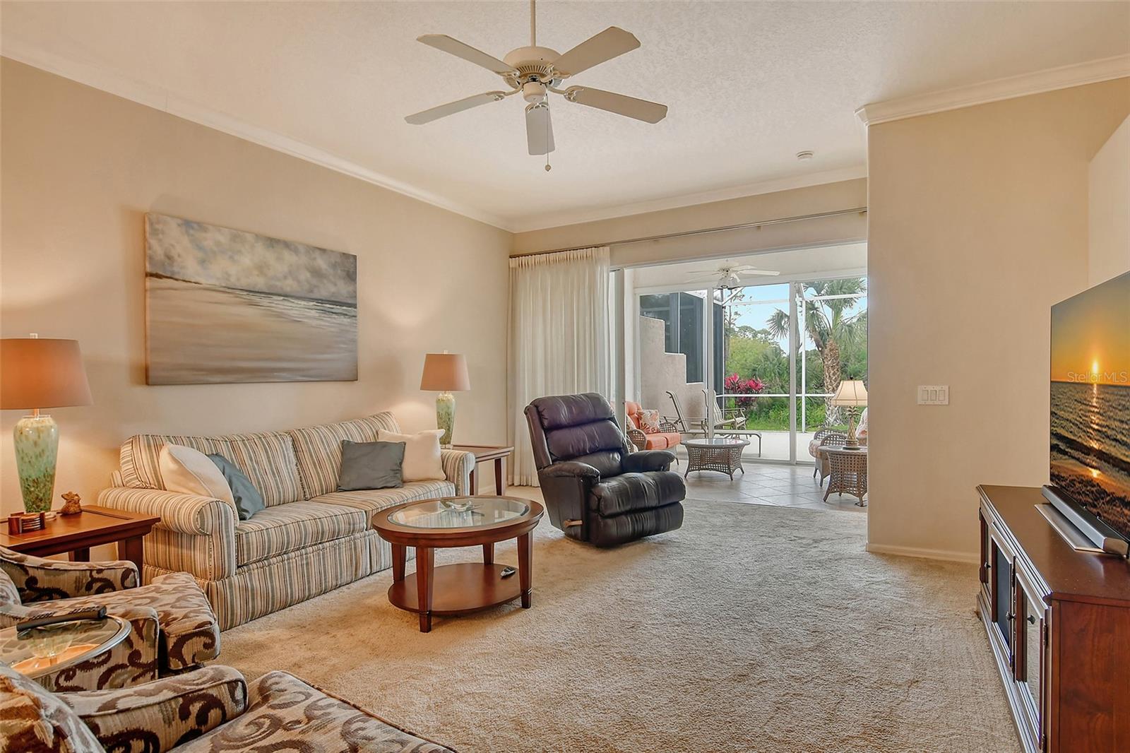 Image 5 of 50 For 9411 Forest Hills Circle