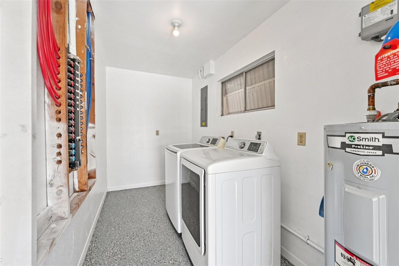 Image 12 of 24 For 1550 Dorchester Street