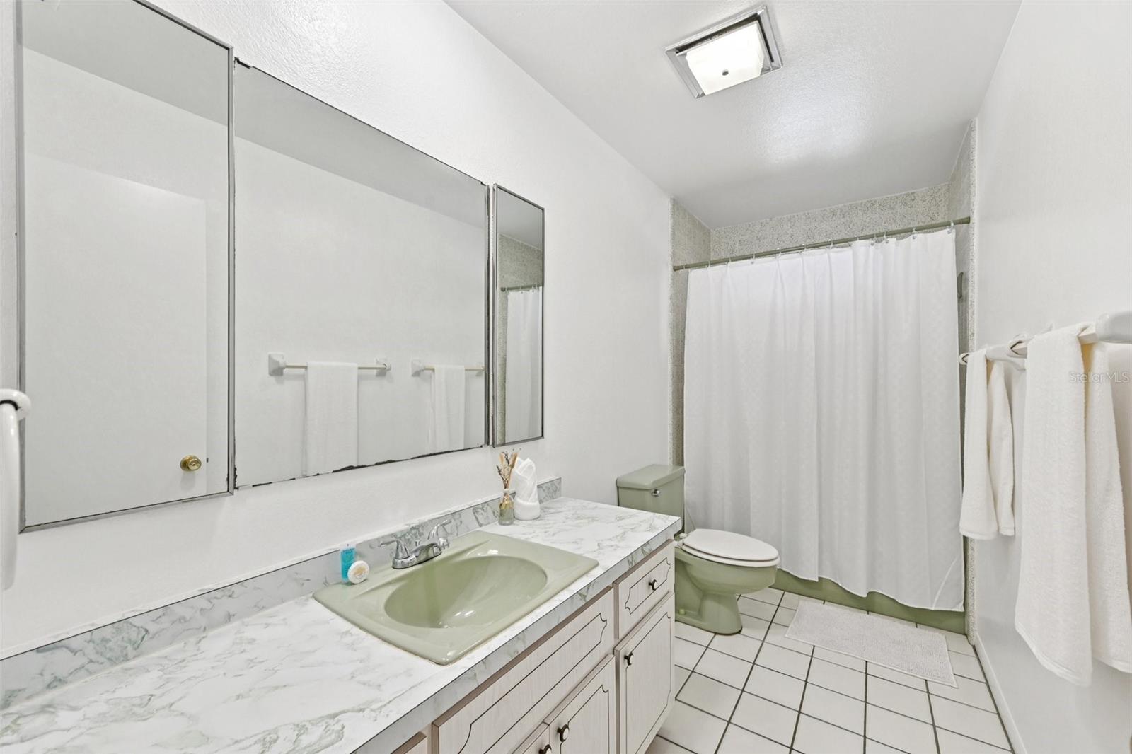 Image 13 of 24 For 1550 Dorchester Street