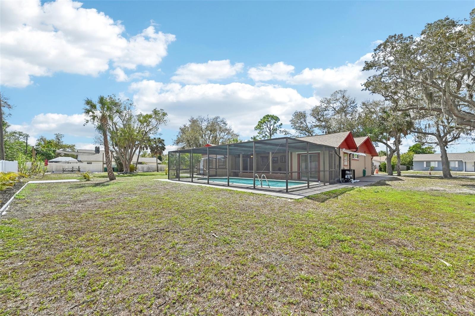 Image 17 of 24 For 1550 Dorchester Street