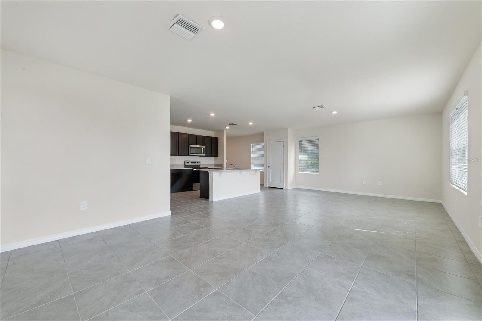 Image 14 of 60 For 3279 Hilltop Circle