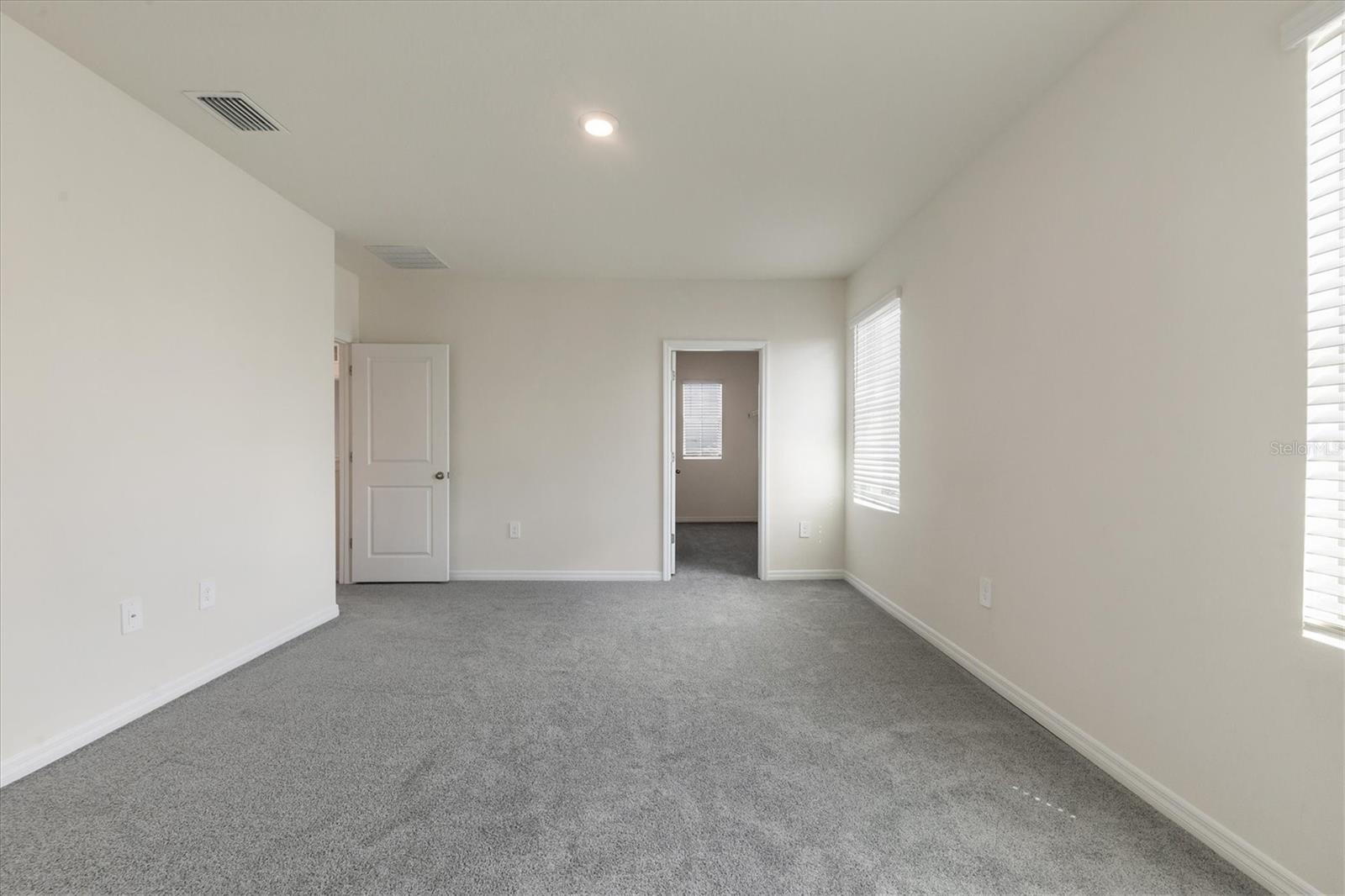 Image 24 of 60 For 3279 Hilltop Circle