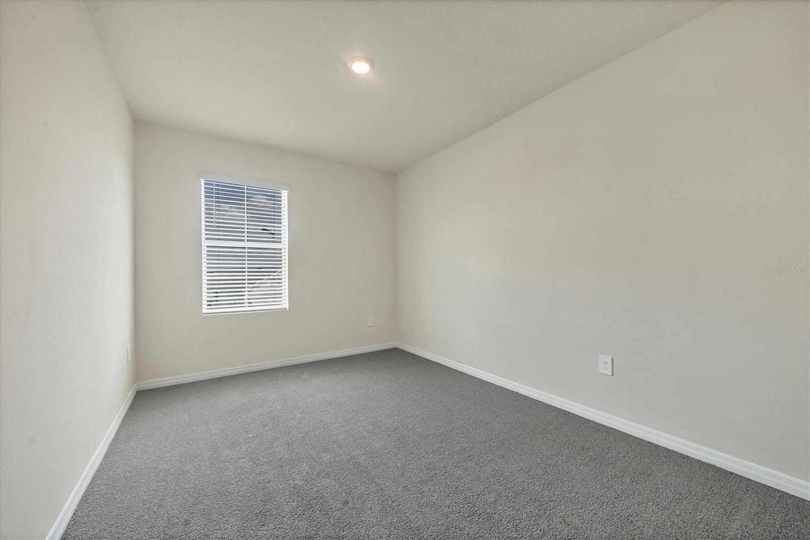 Image 32 of 60 For 3279 Hilltop Circle